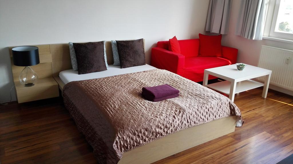 Golden Family Apartments Praga Quarto foto