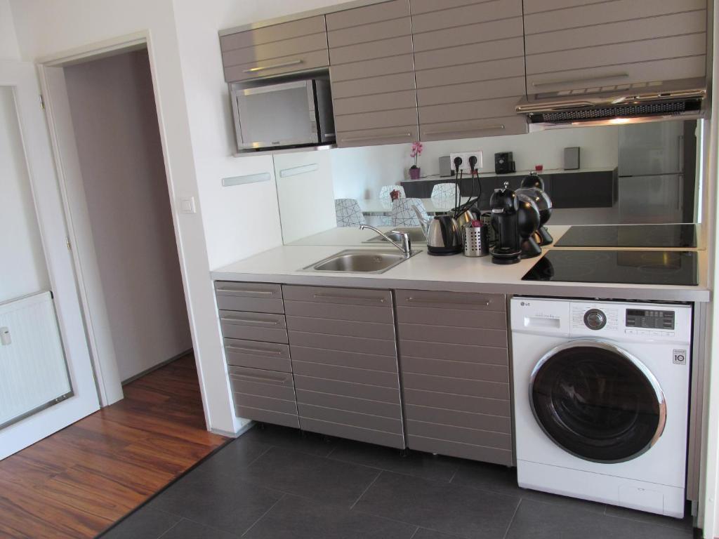 Golden Family Apartments Praga Quarto foto