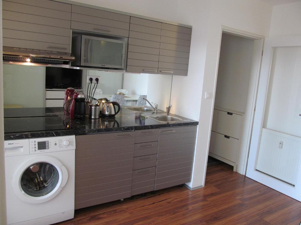Golden Family Apartments Praga Quarto foto