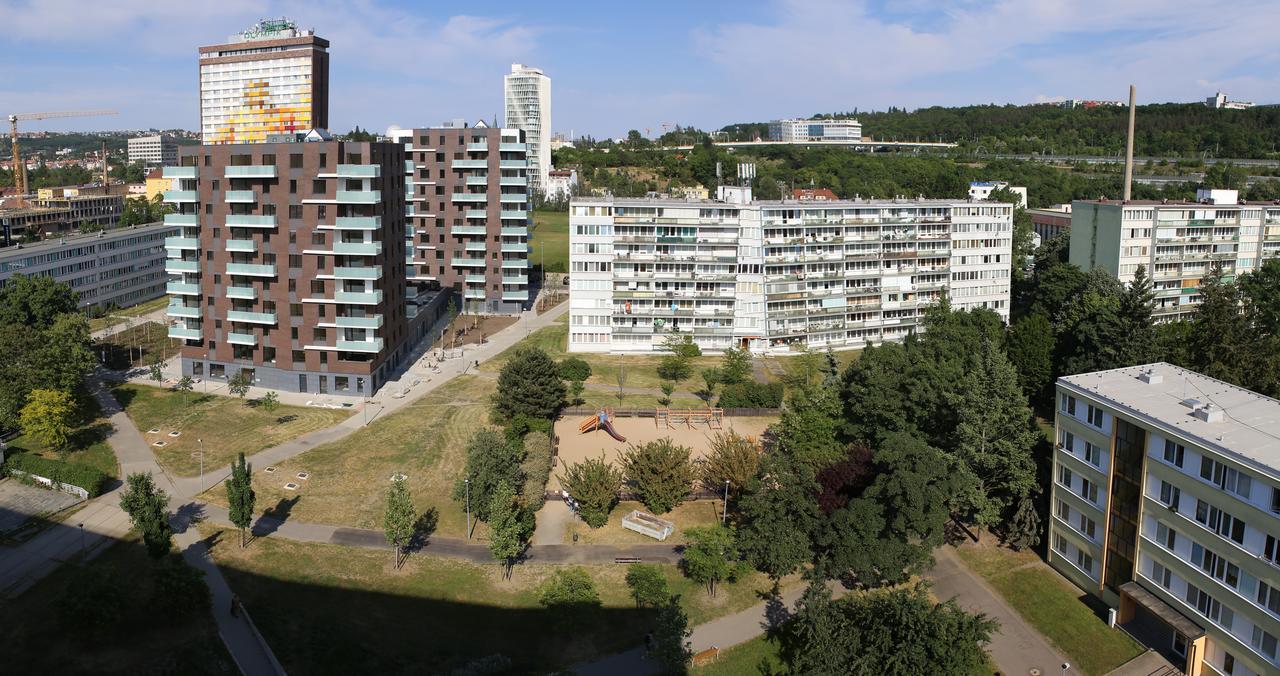 Golden Family Apartments Praga Exterior foto